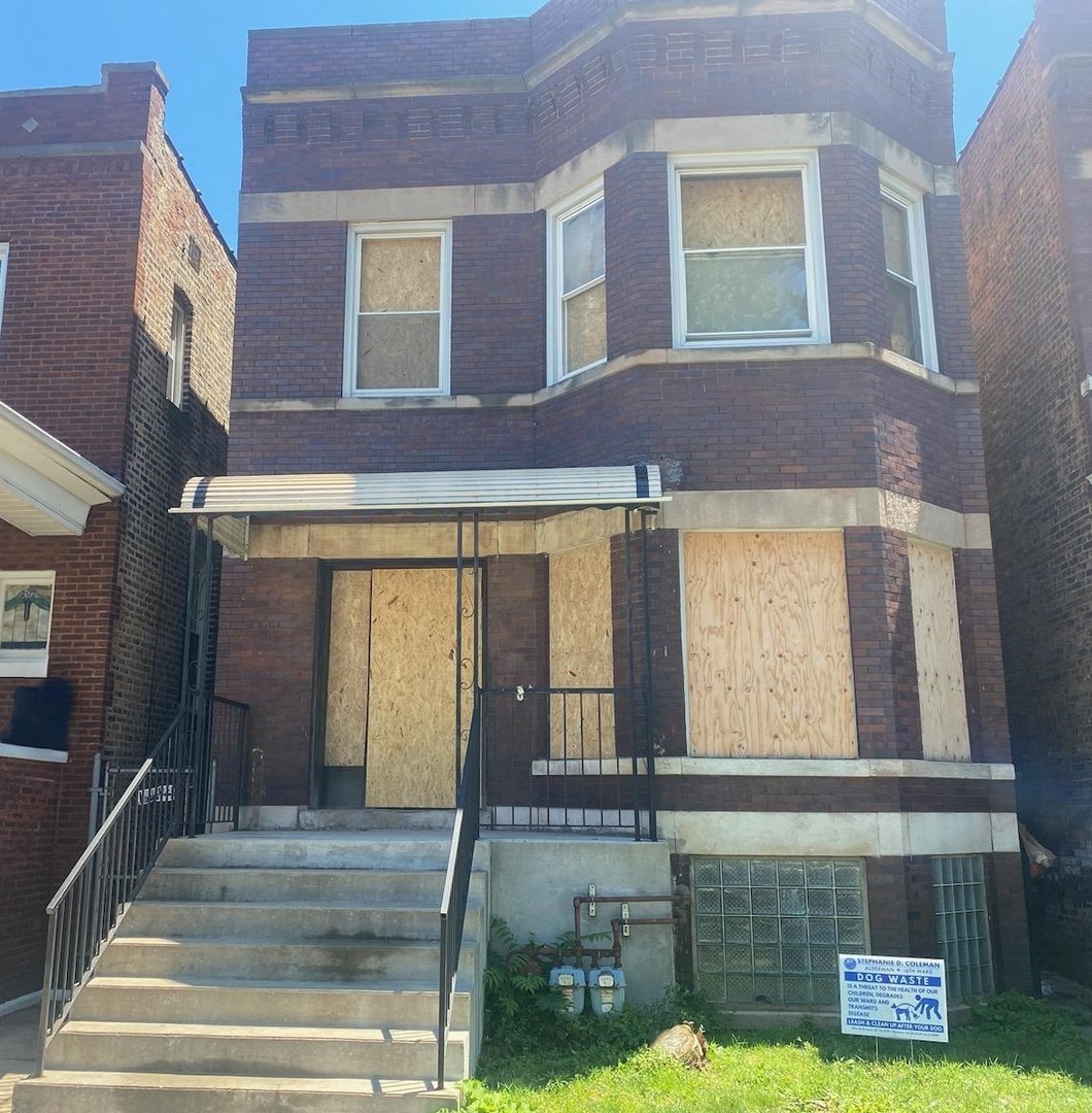 5939 S Justine Street Property Photo 1