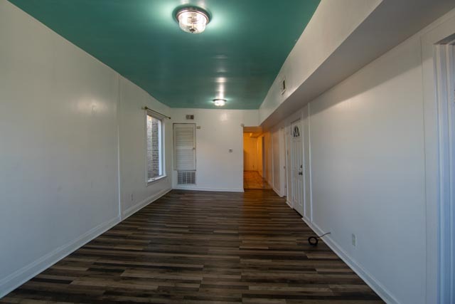 4947 W Huron Street Property Photo 2