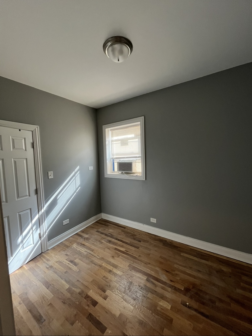 11146 S Vernon Avenue Property Photo 7