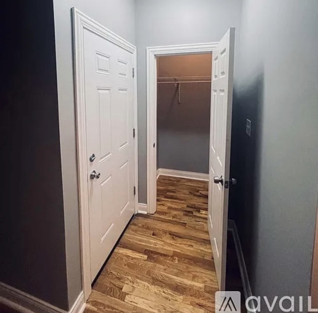 11146 S Vernon Avenue Property Photo 15