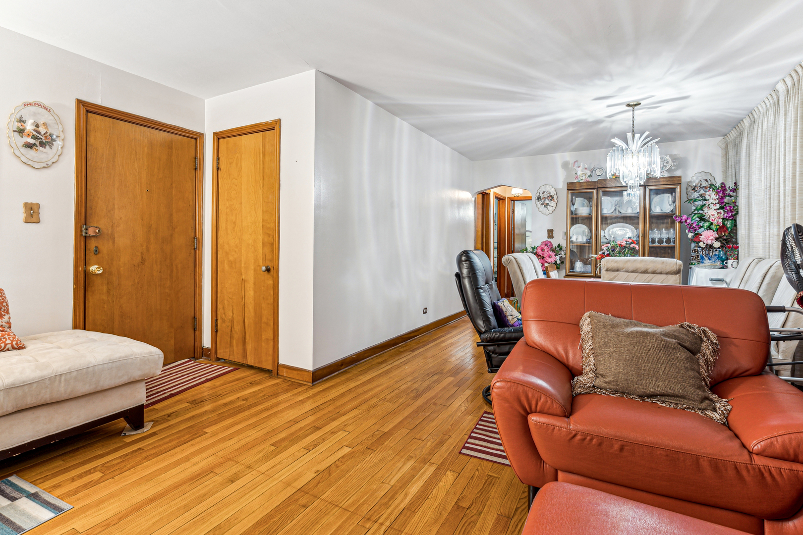 2839 N Austin Avenue Property Photo 4