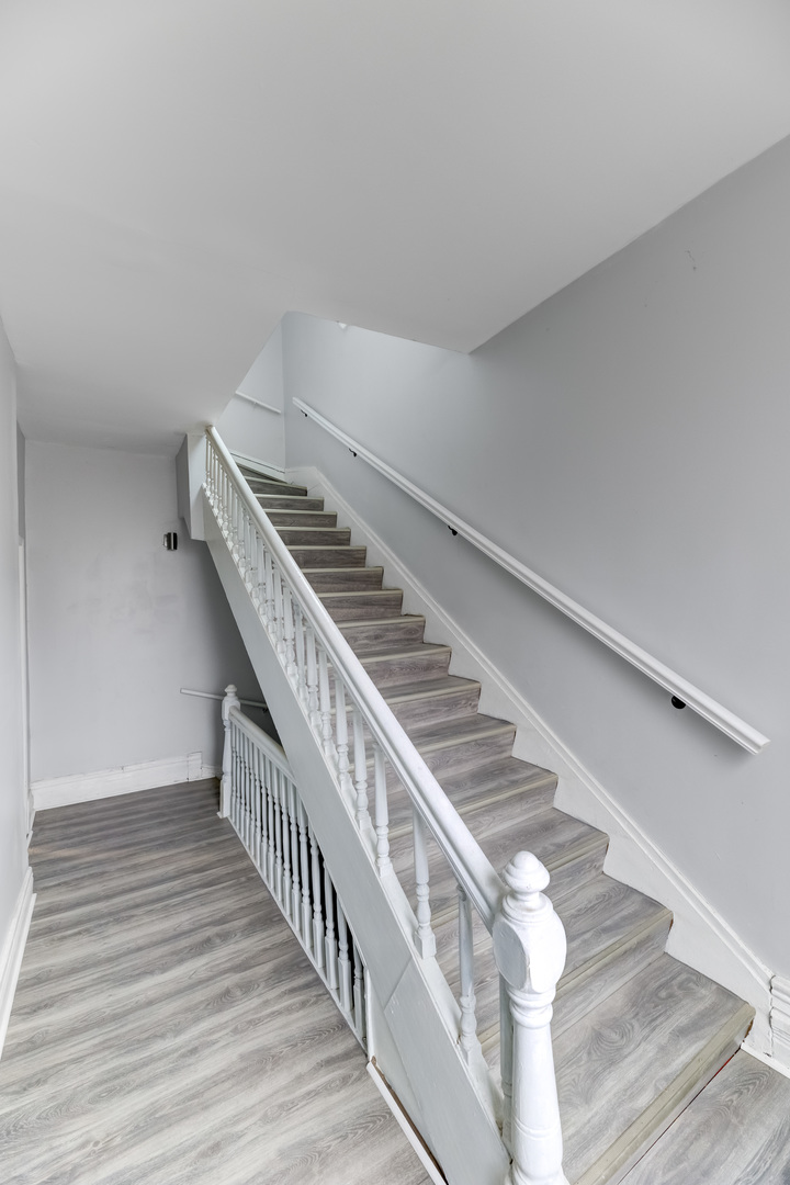 3018 W Flournoy Street Property Photo 6