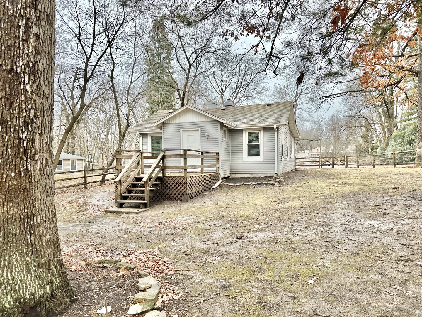 27719 W Rowe Avenue Property Photo