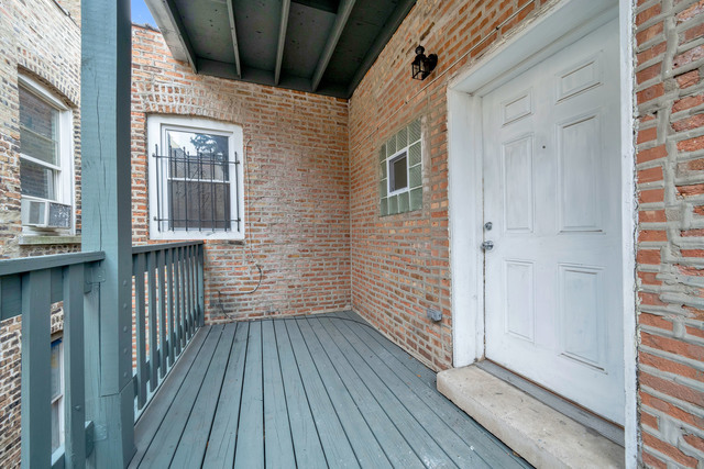 5701 S Winchester Avenue Property Photo 17