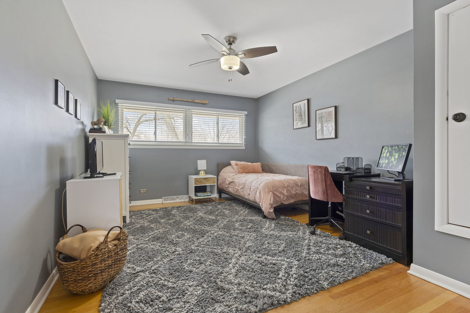 5109 Johnson Avenue Property Photo 26