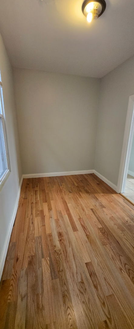 5357 S Honore Street Property Photo 3