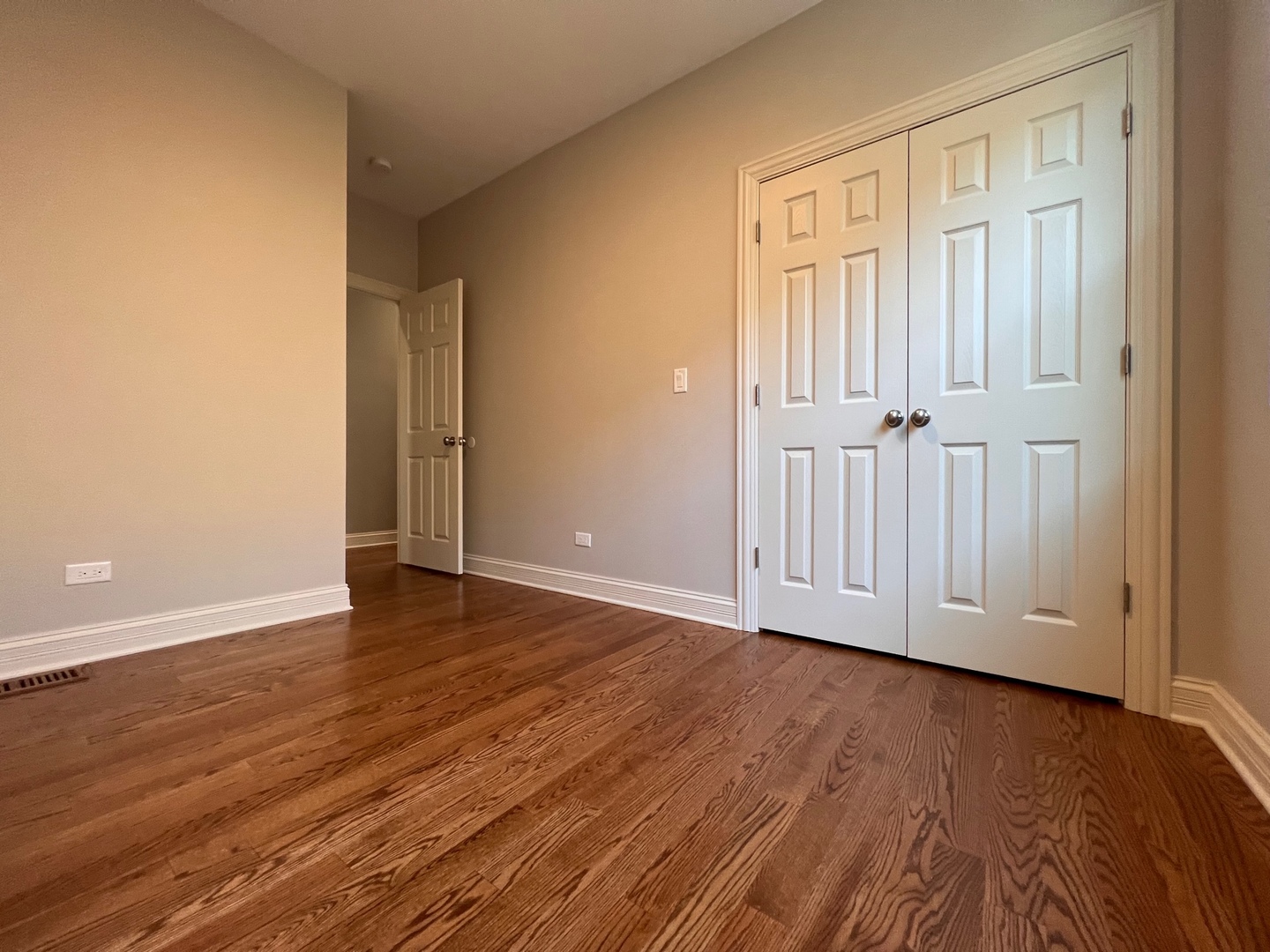 4229 W Augusta Boulevard Property Photo 7