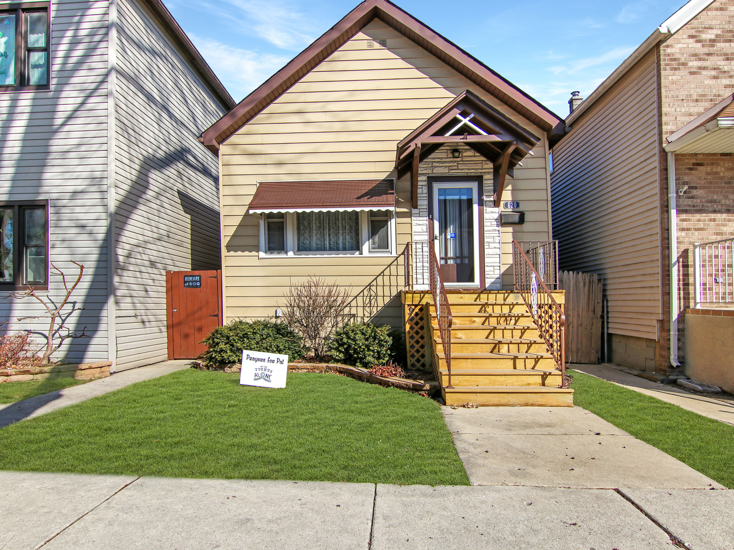 620 W 44th Street Property Photo
