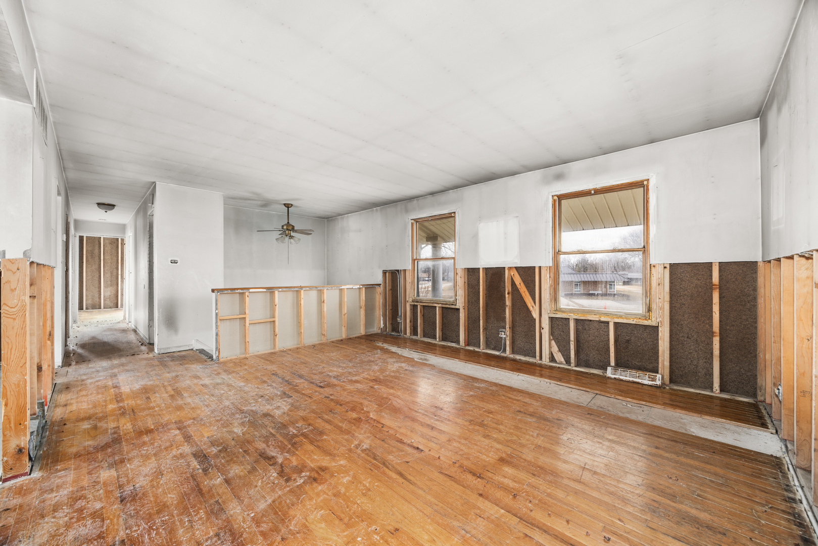 18921 Center Avenue Property Photo 7