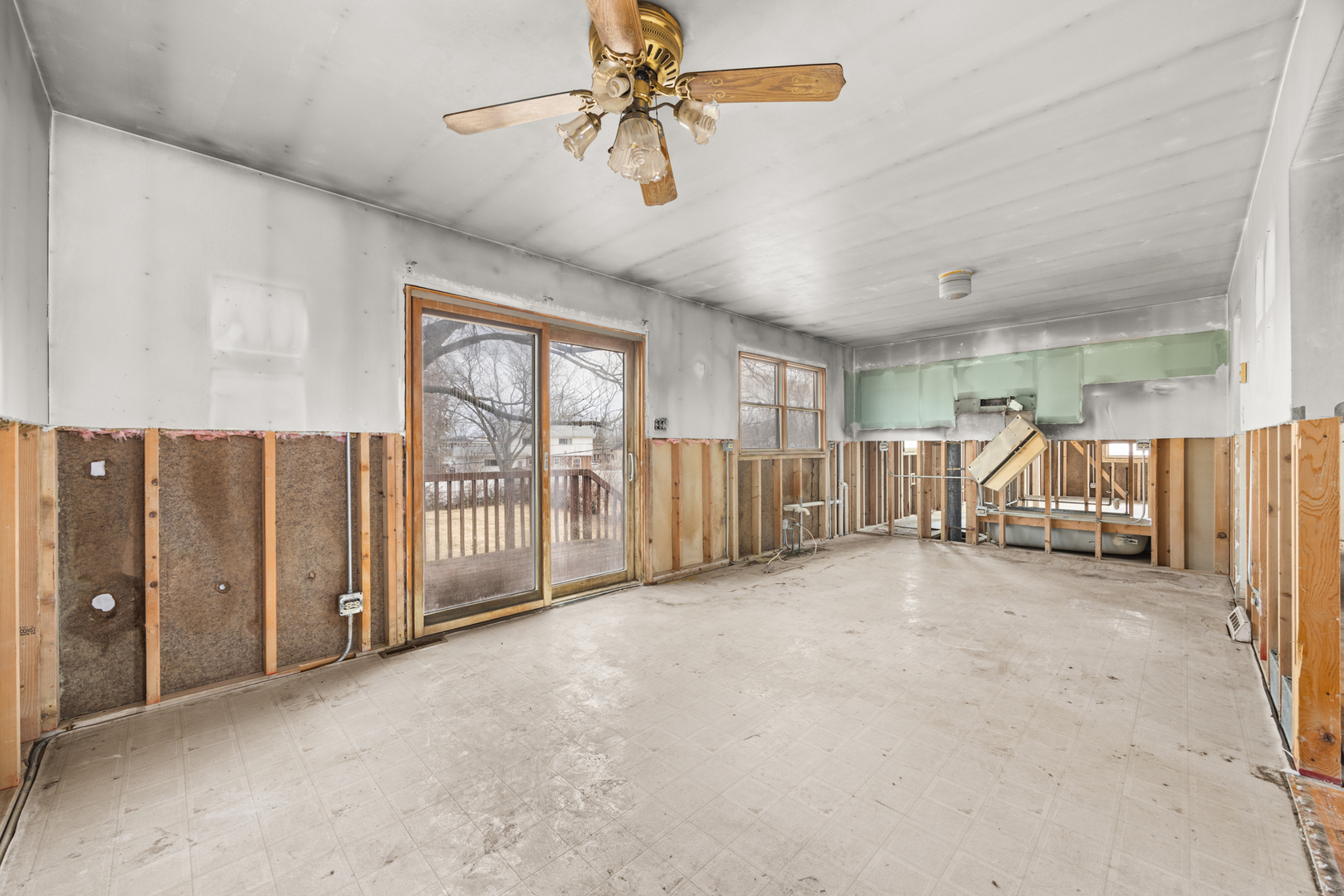 18921 Center Avenue Property Photo 10