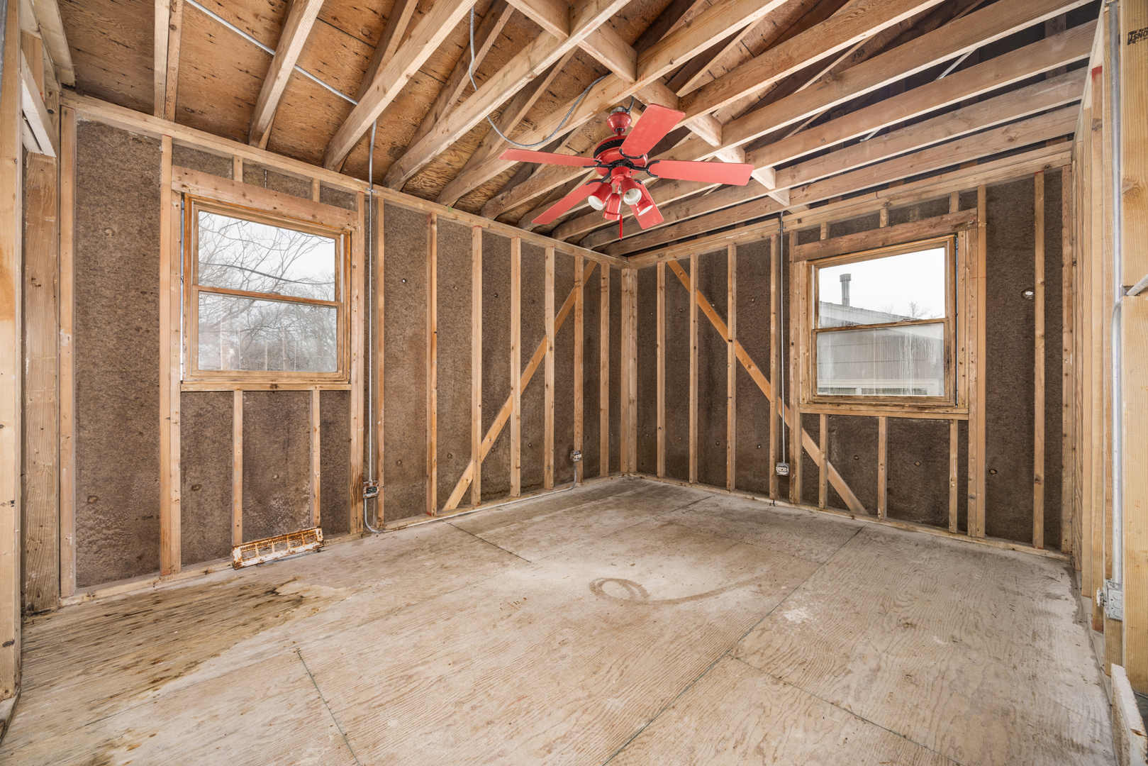 18921 Center Avenue Property Photo 11