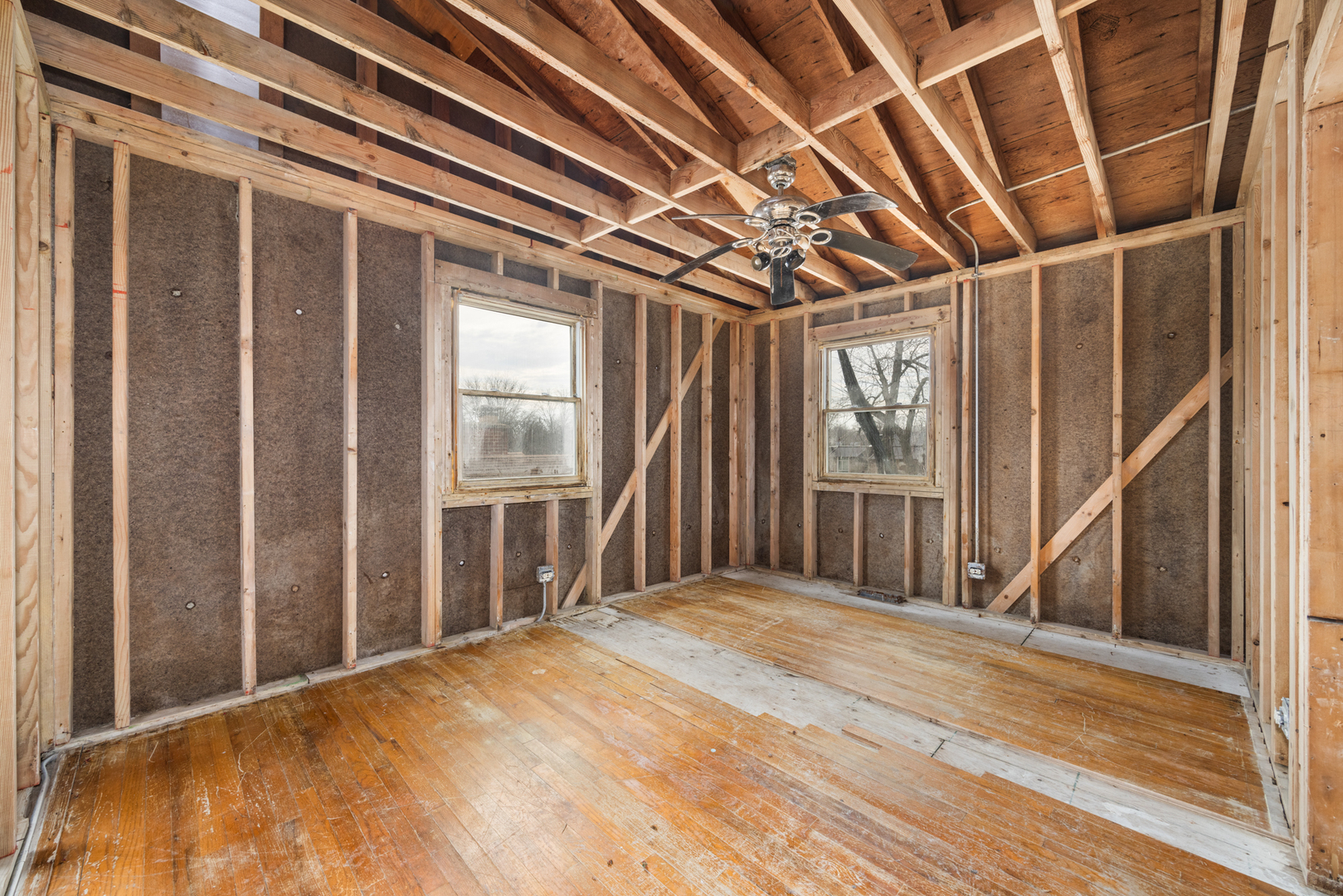 18921 Center Avenue Property Photo 12