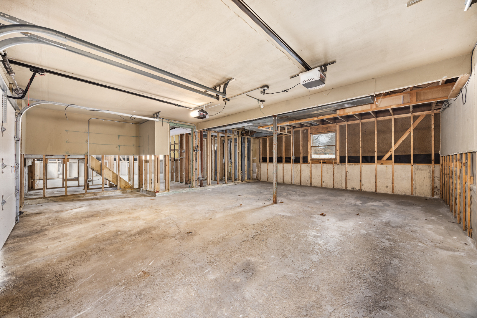 18921 Center Avenue Property Photo 20