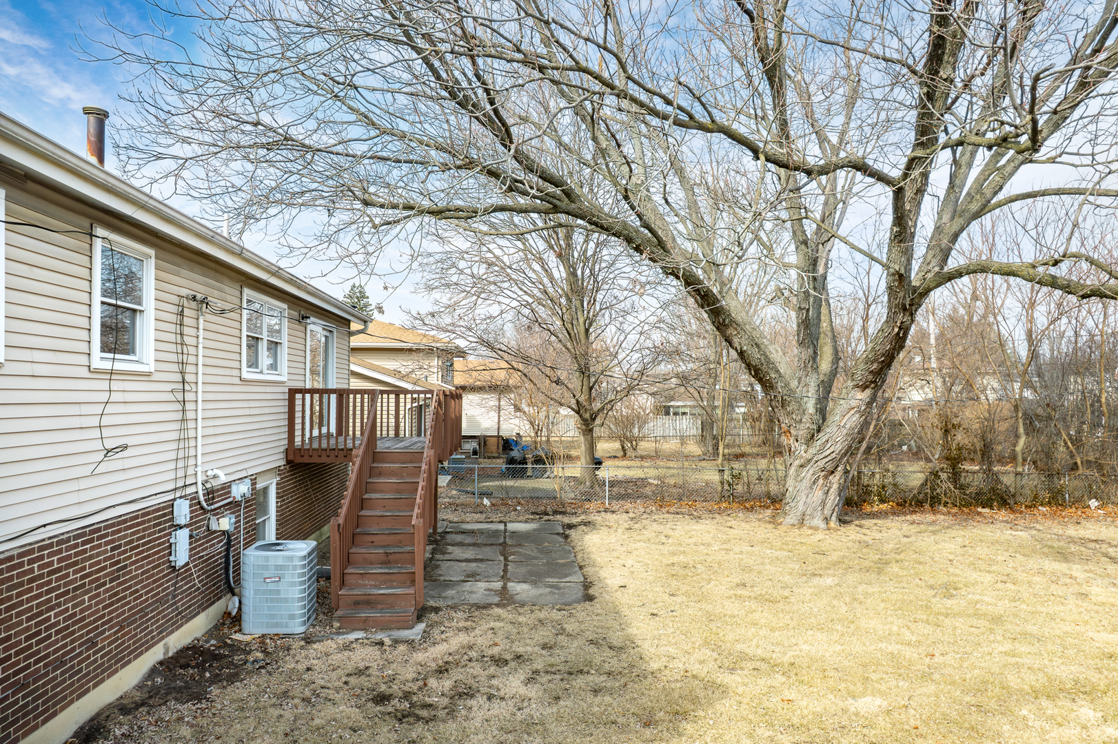 18921 Center Avenue Property Photo 23