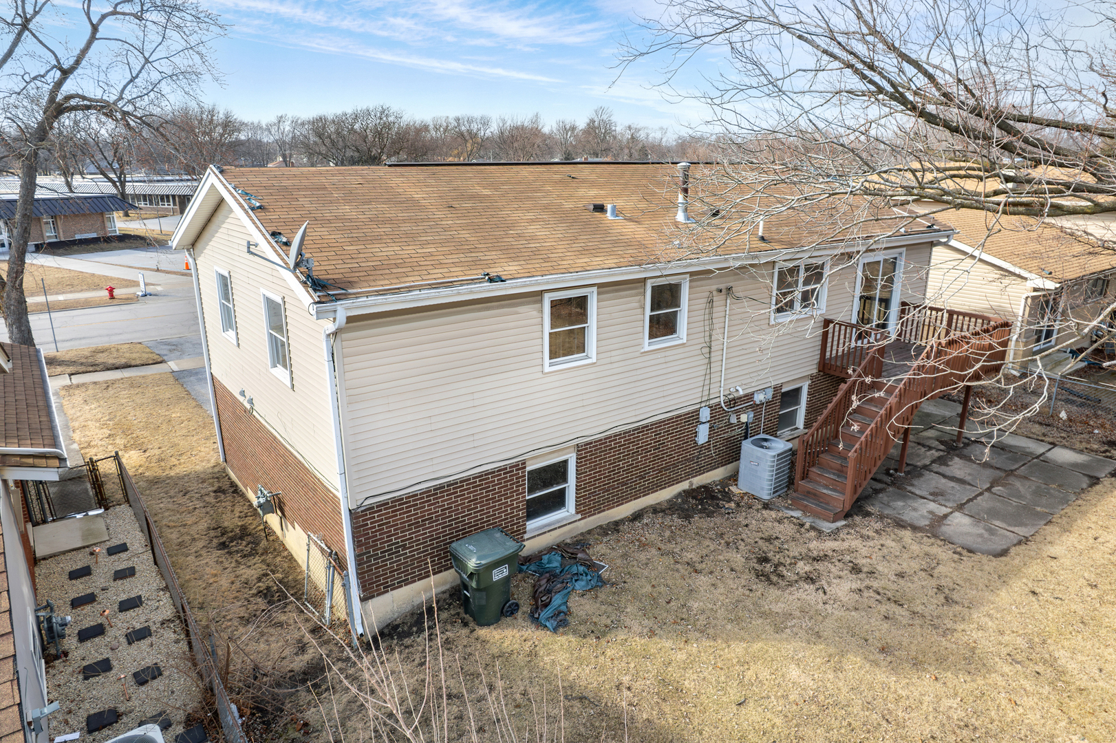 18921 Center Avenue Property Photo 24