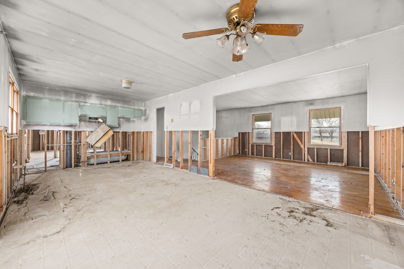 18921 Center Avenue Property Photo 29