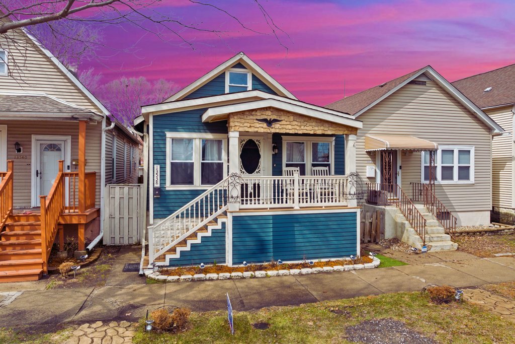 13538 S Burley Avenue Property Photo