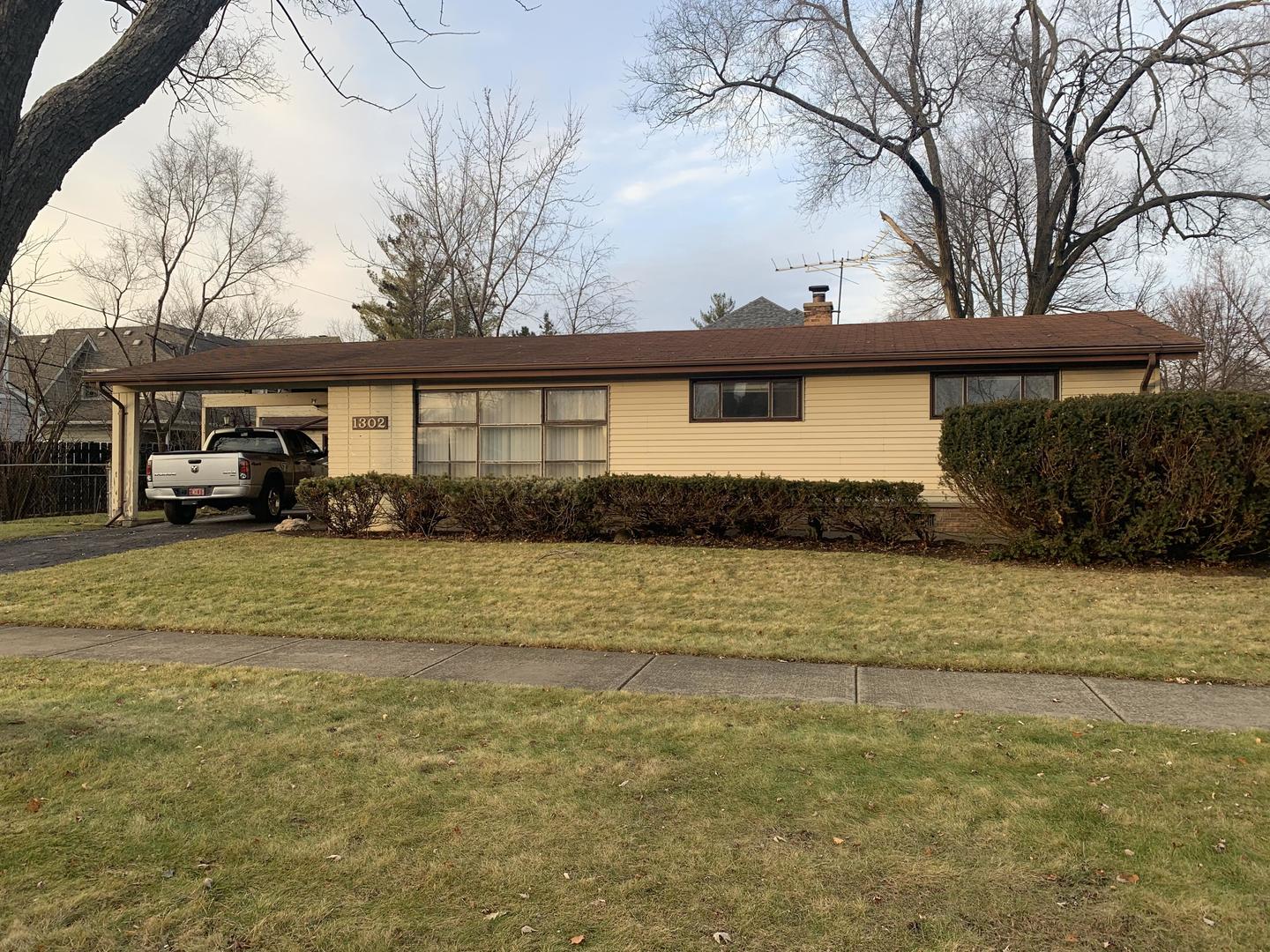 1302 N Yale Avenue Property Photo