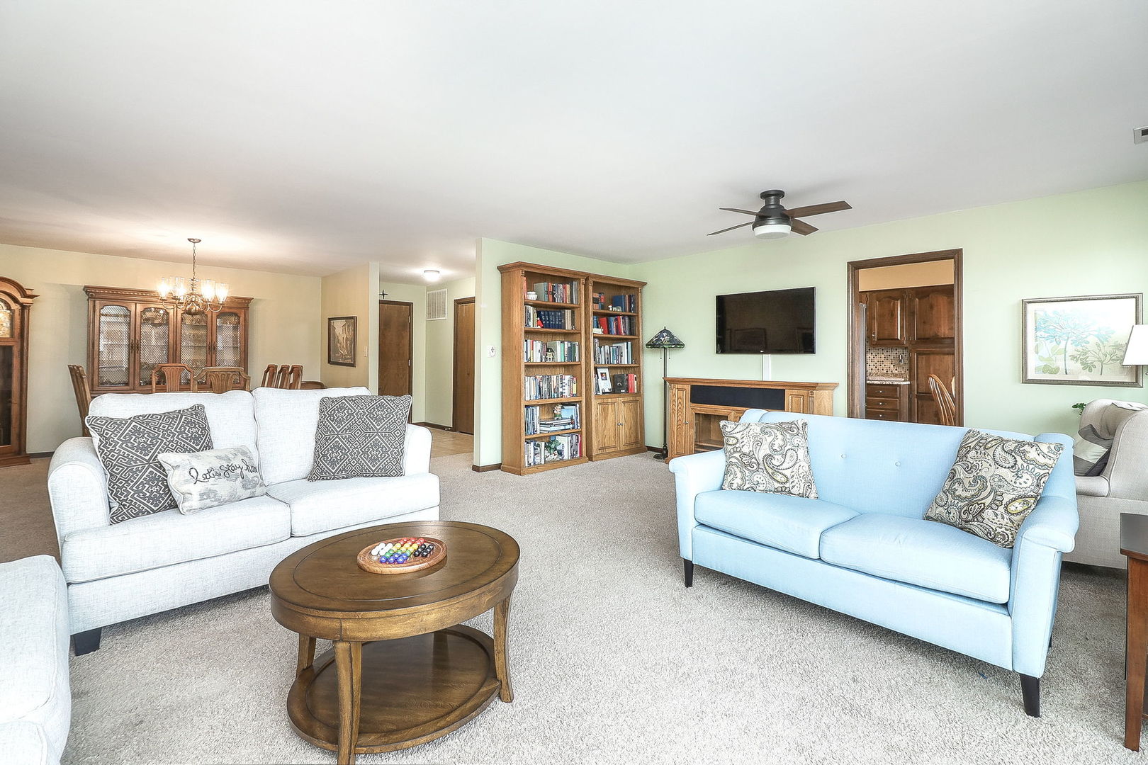 601 Lake Hinsdale Drive 402 Property Photo 7
