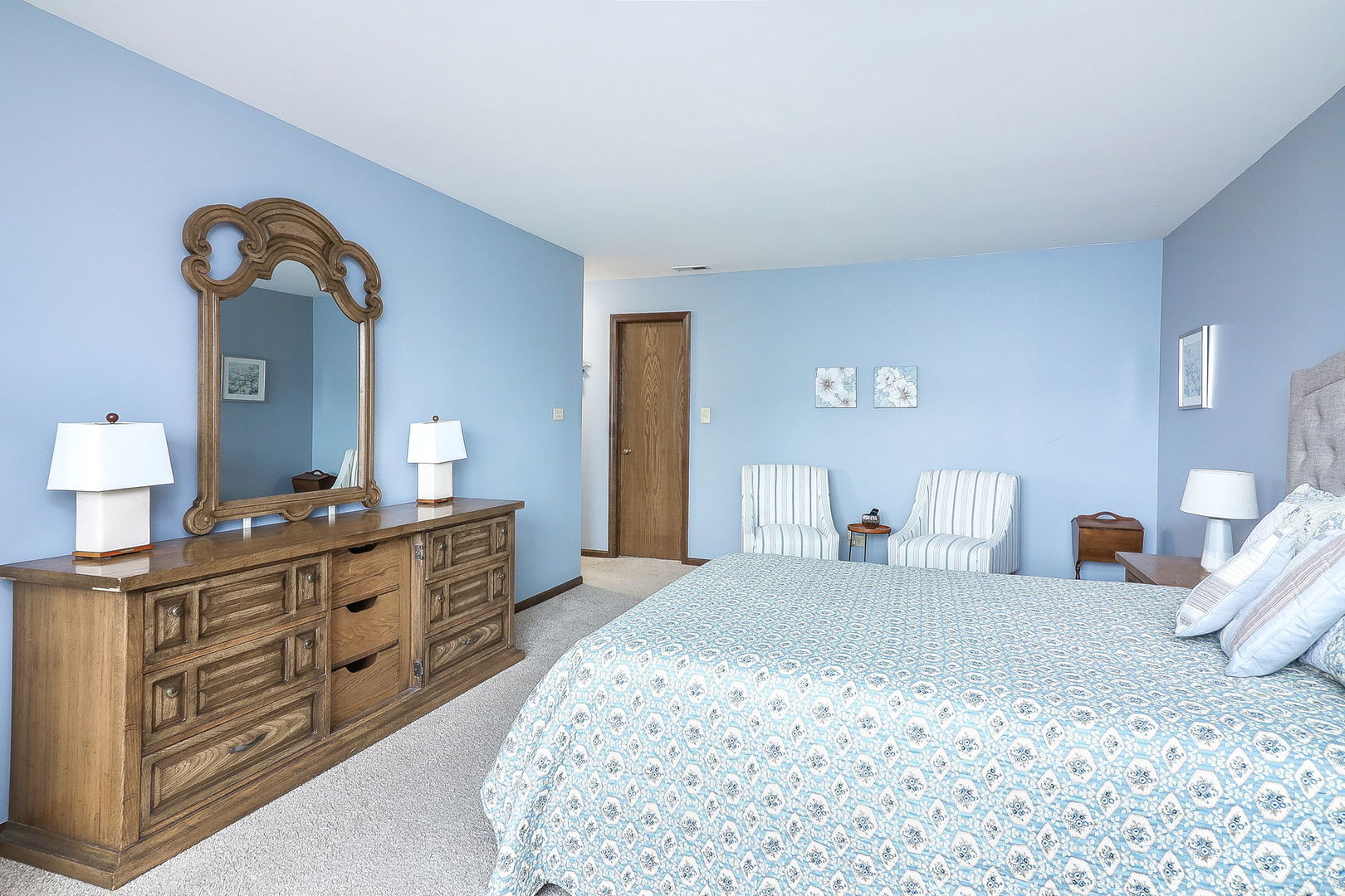 601 Lake Hinsdale Drive 402 Property Photo 15