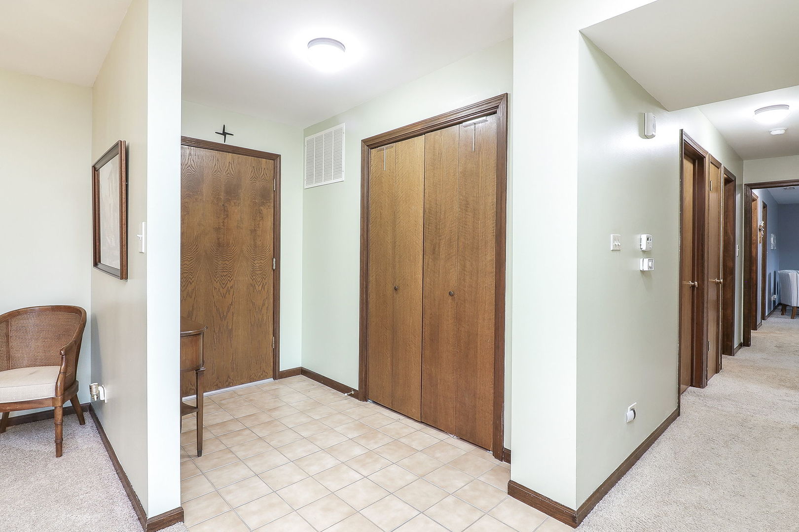 601 Lake Hinsdale Drive 402 Property Photo 19