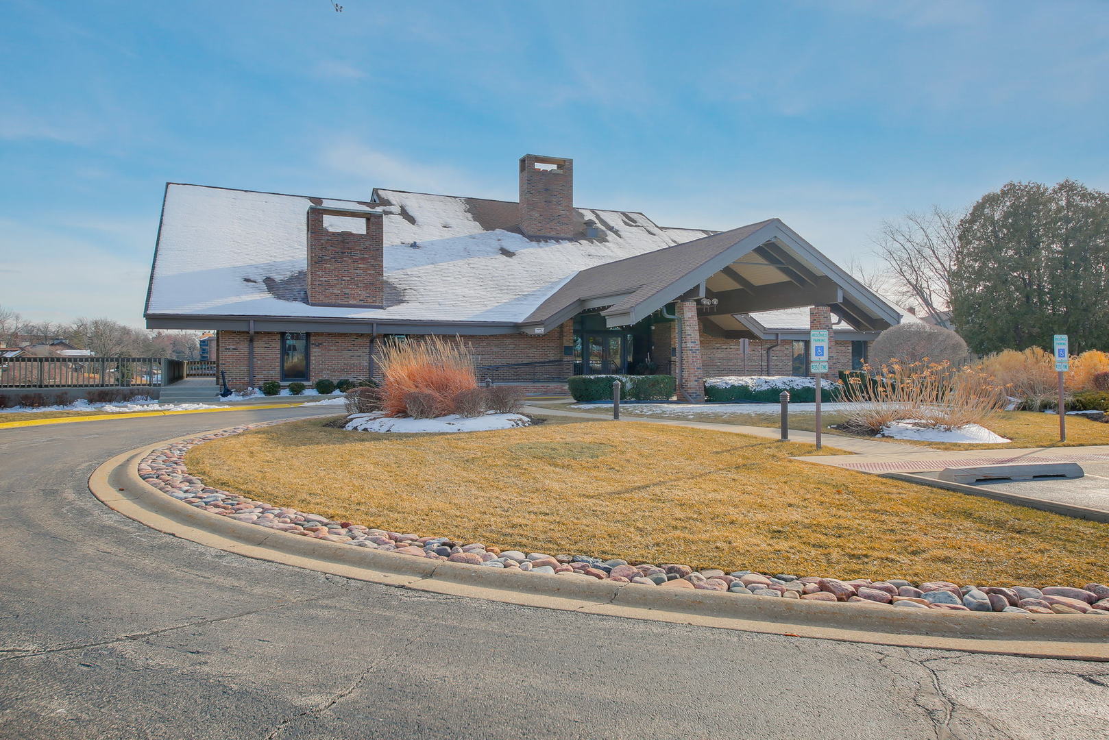 601 Lake Hinsdale Drive 402 Property Photo 22