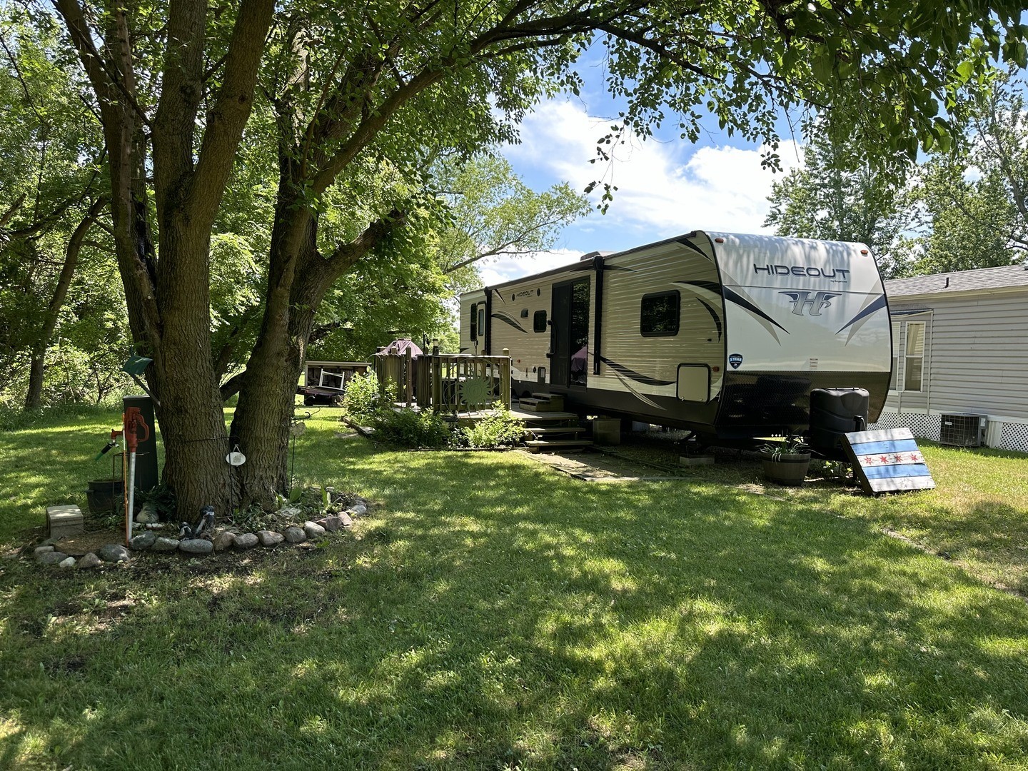 24-22 Woodhaven Lakes Property Photo