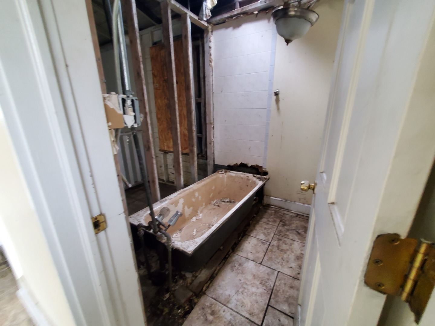 10805 S Hoxie Avenue Property Photo 22