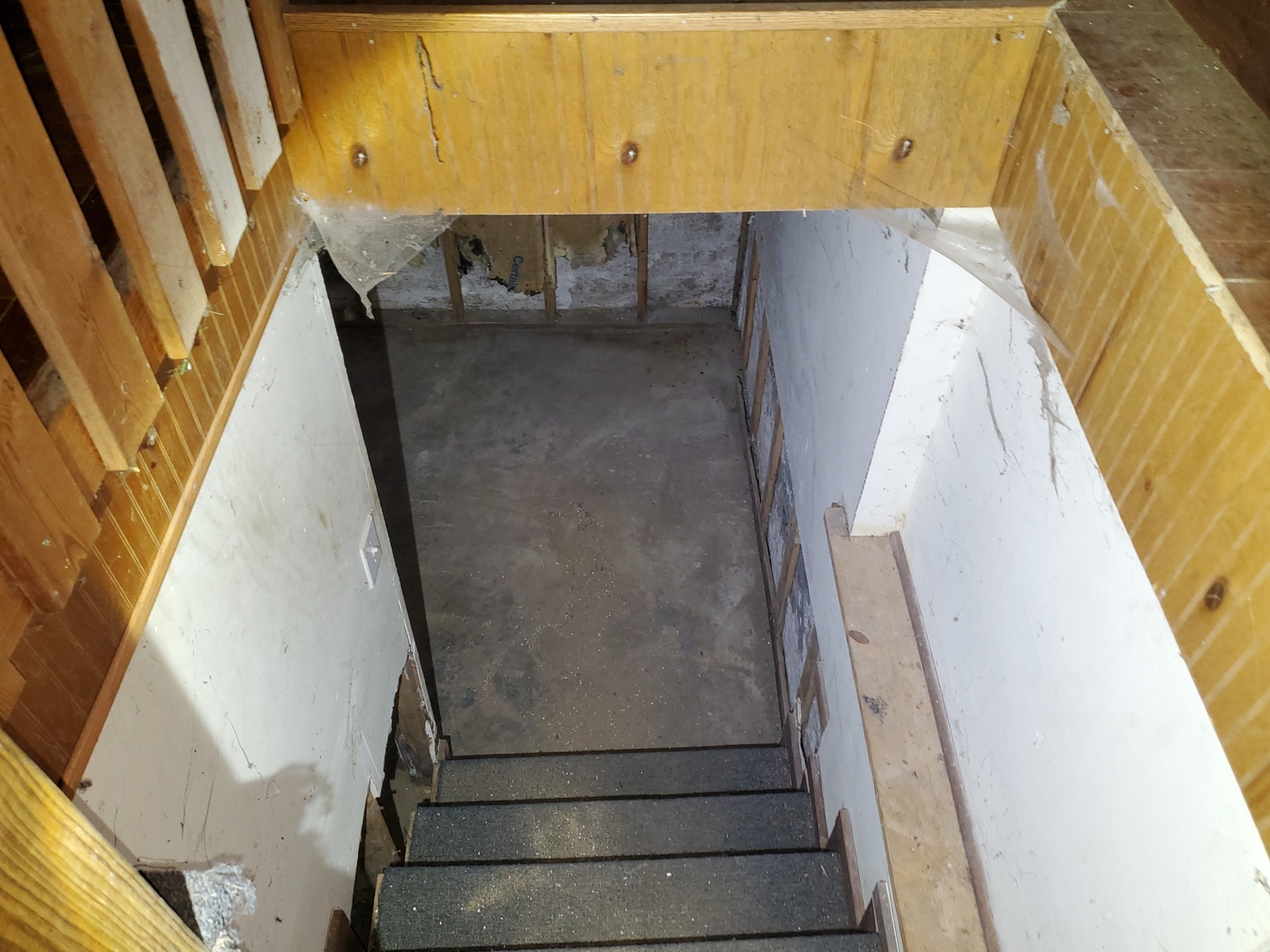 10805 S Hoxie Avenue Property Photo 24