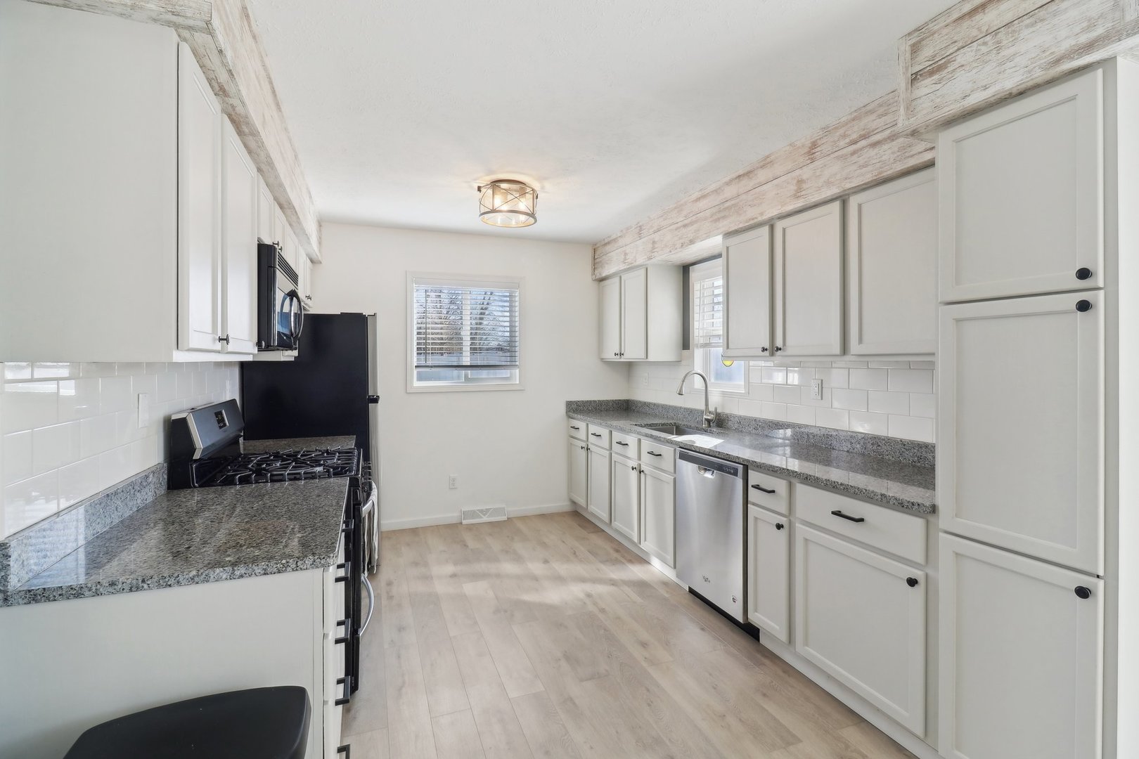 100 Sundance Trail Property Photo 18