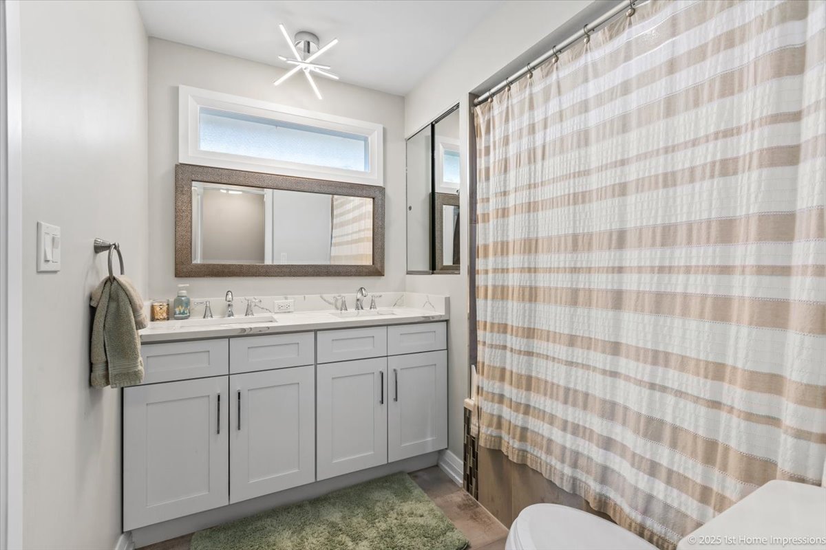 4625 W 105th Place Property Photo 18