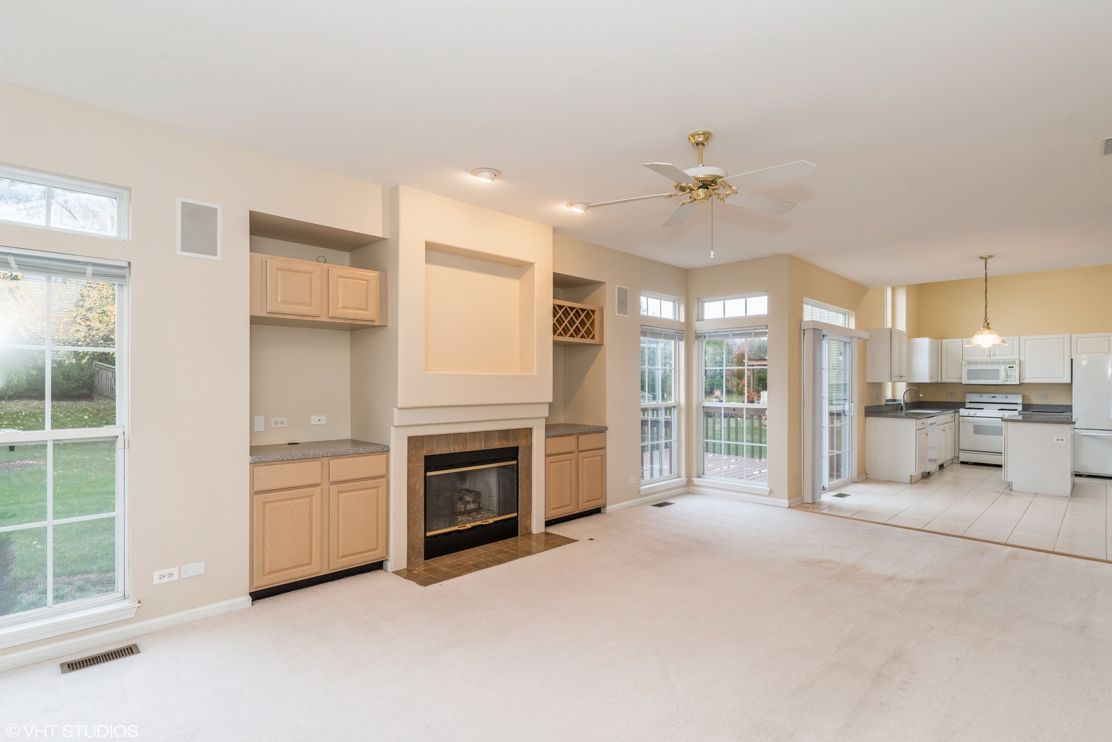 36833 N Buck Court Property Photo 6