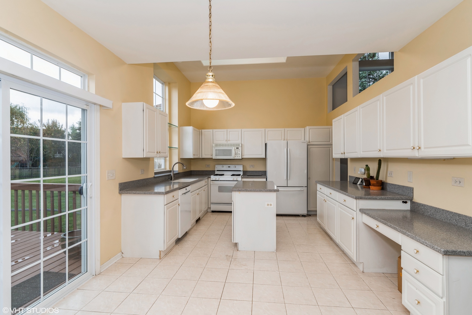 36833 N Buck Court Property Photo 8
