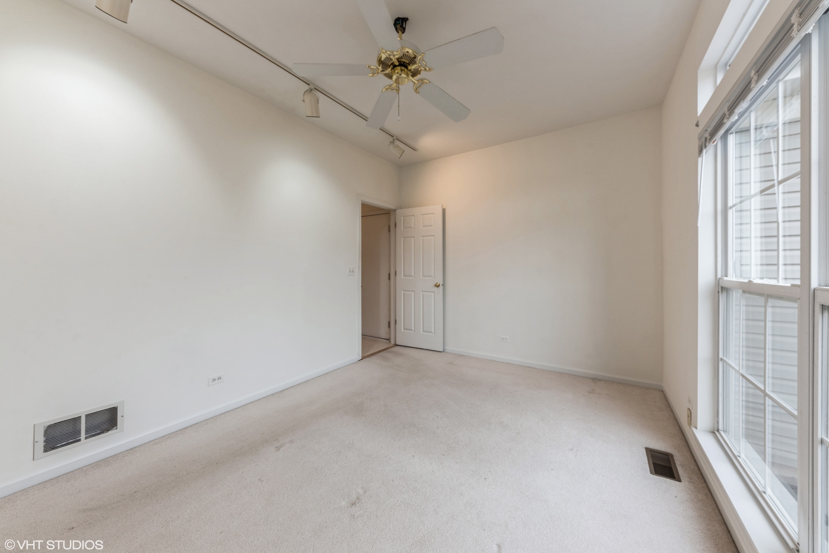 36833 N Buck Court Property Photo 26