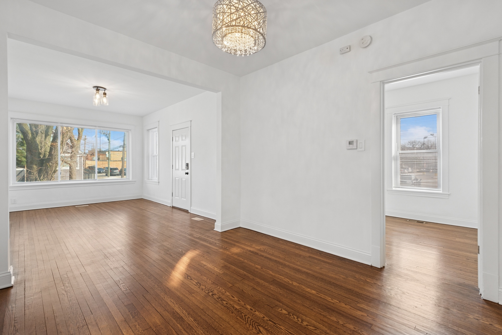 4815 W Patterson Avenue Property Photo 2