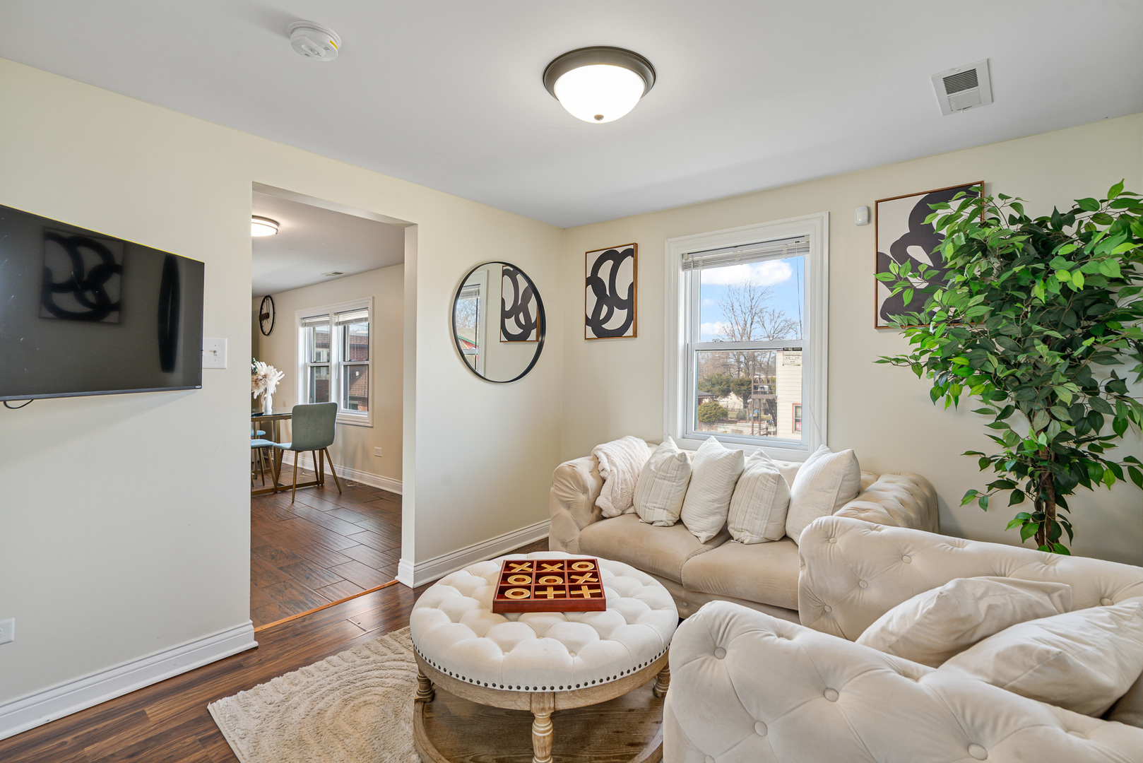 12842 Winchester Avenue Property Photo 16