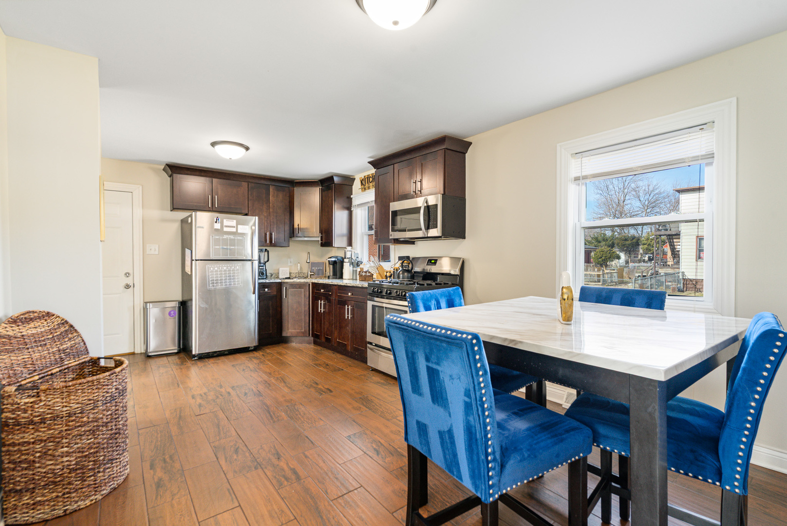 12842 Winchester Avenue Property Photo 17