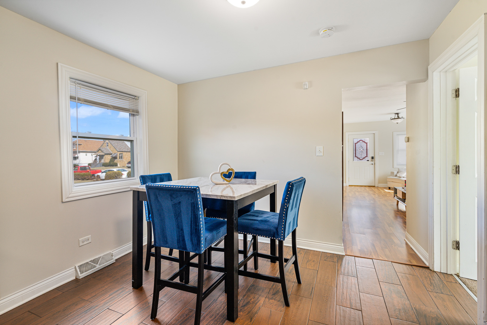 12842 Winchester Avenue Property Photo 18