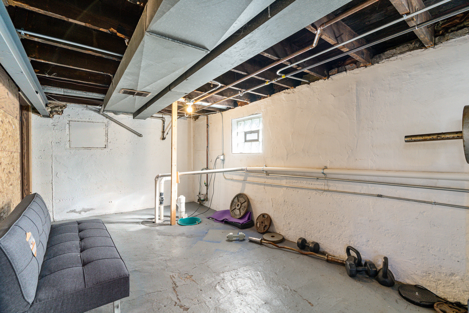 12842 Winchester Avenue Property Photo 26
