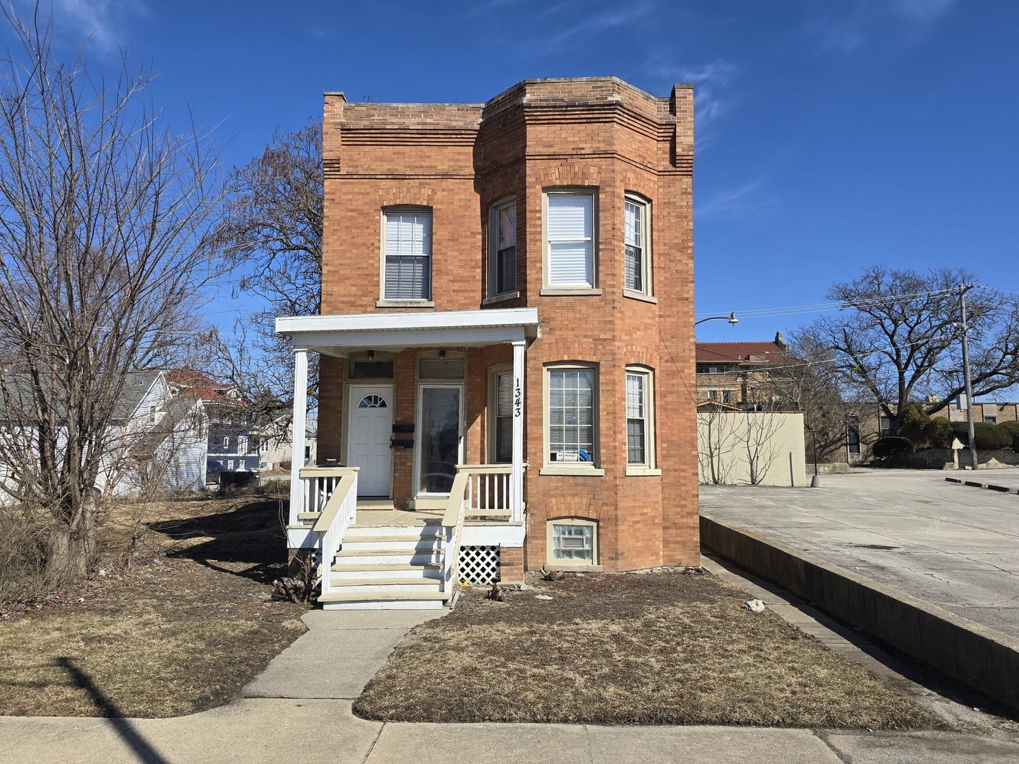 1343 Vincennes Avenue Property Photo 1