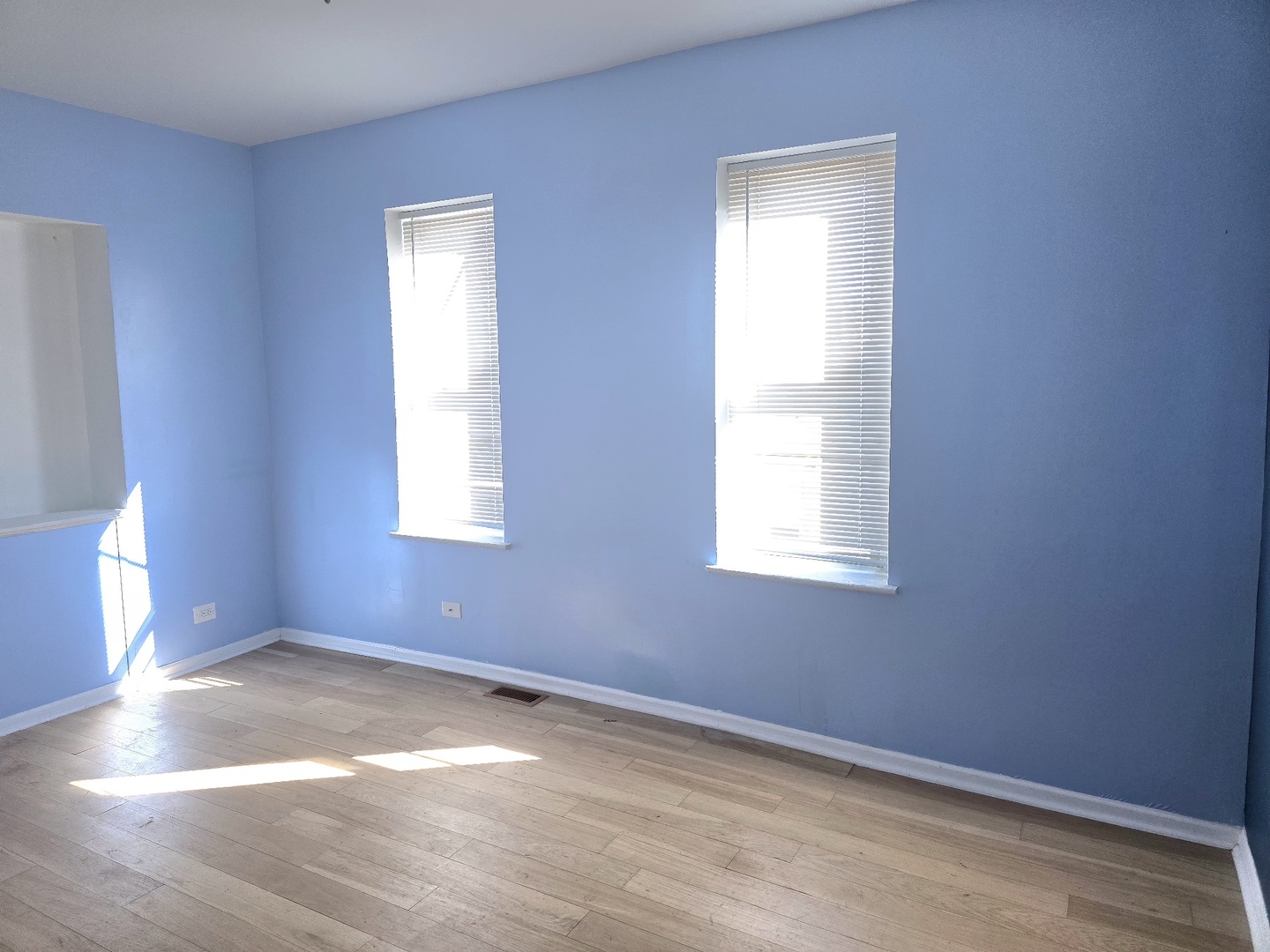 1343 Vincennes Avenue Property Photo 14