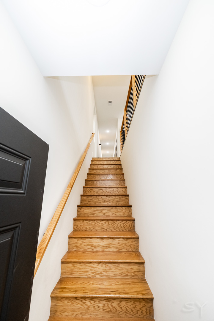 5534 S Michigan Avenue Property Photo 13