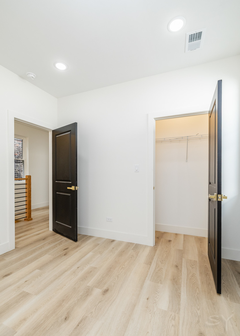 5534 S Michigan Avenue Property Photo 29