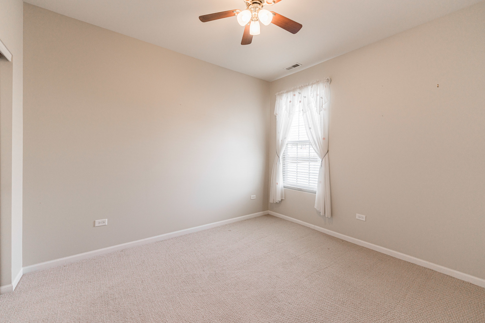 854 Butterfly Field Drive Property Photo 16