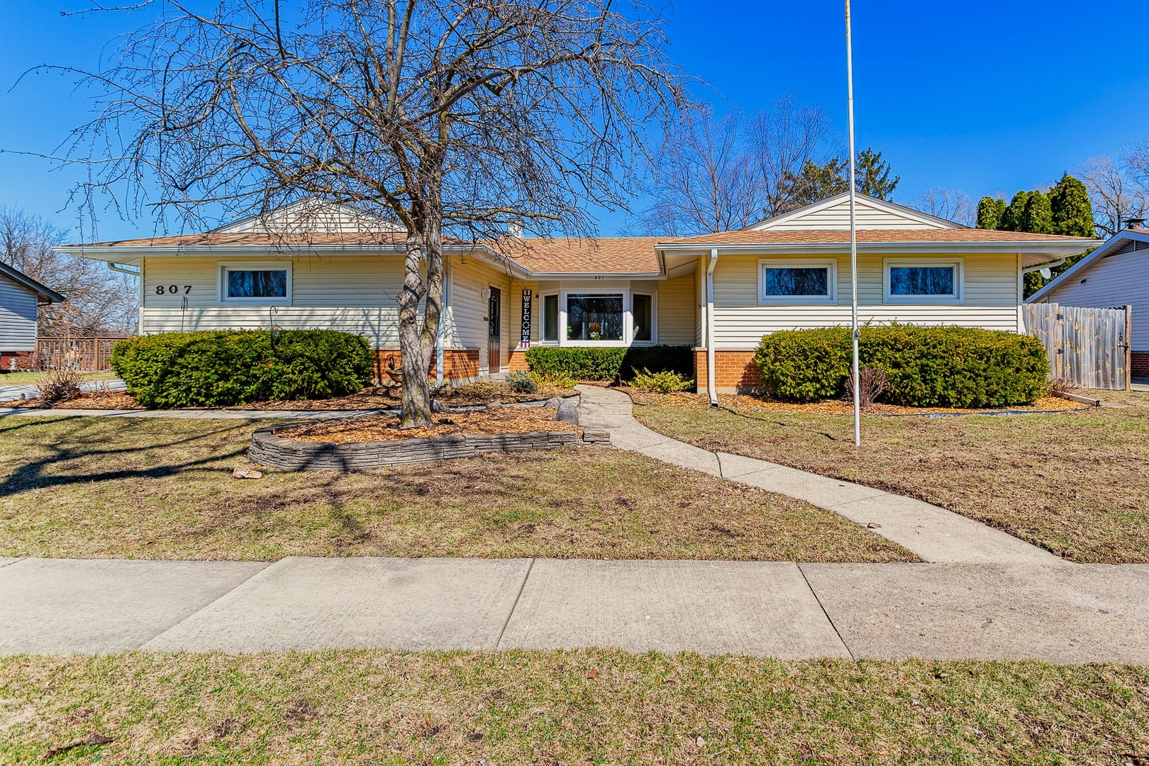 807 Brantwood Avenue Property Photo