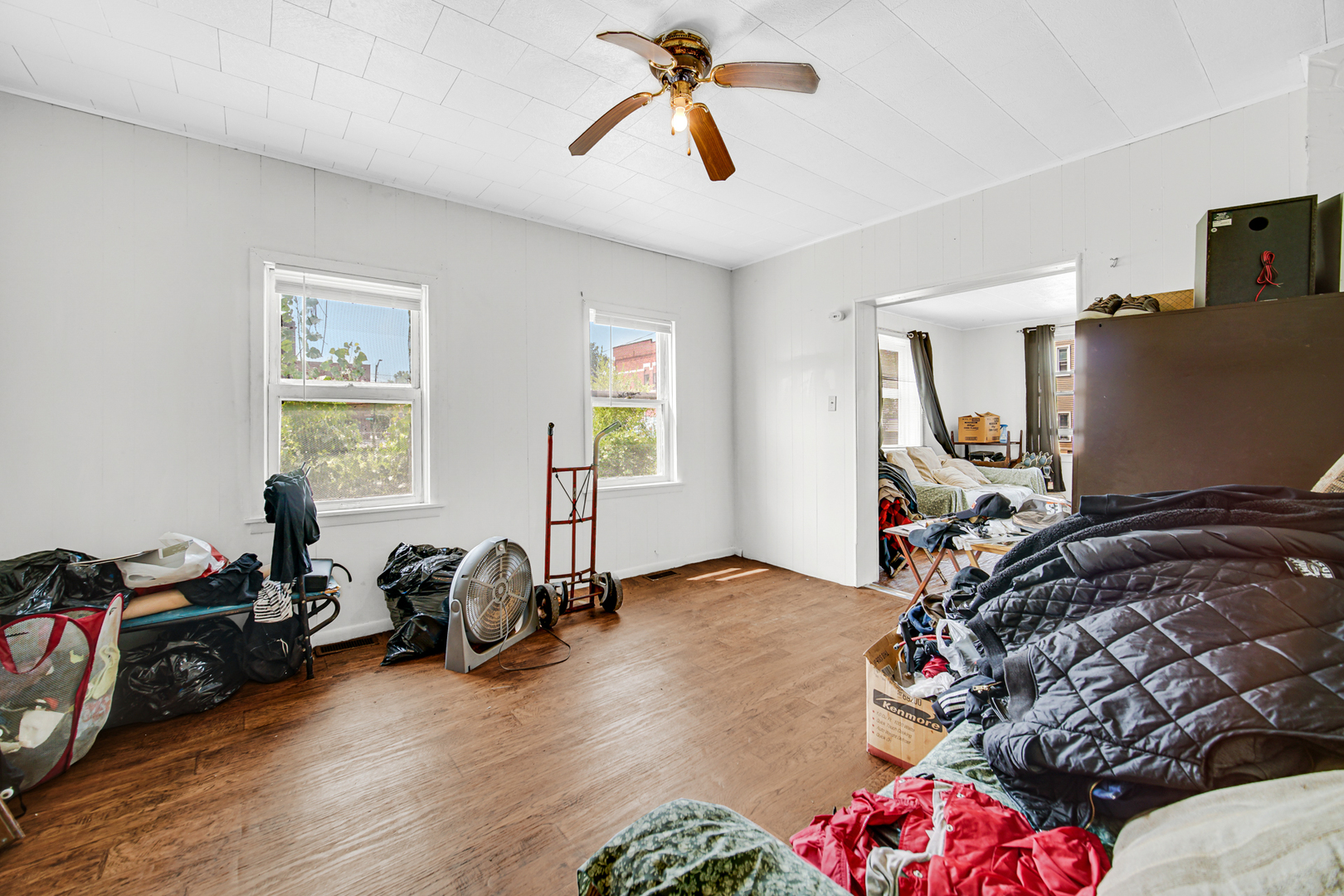 9143 S Brandon Street Property Photo 6