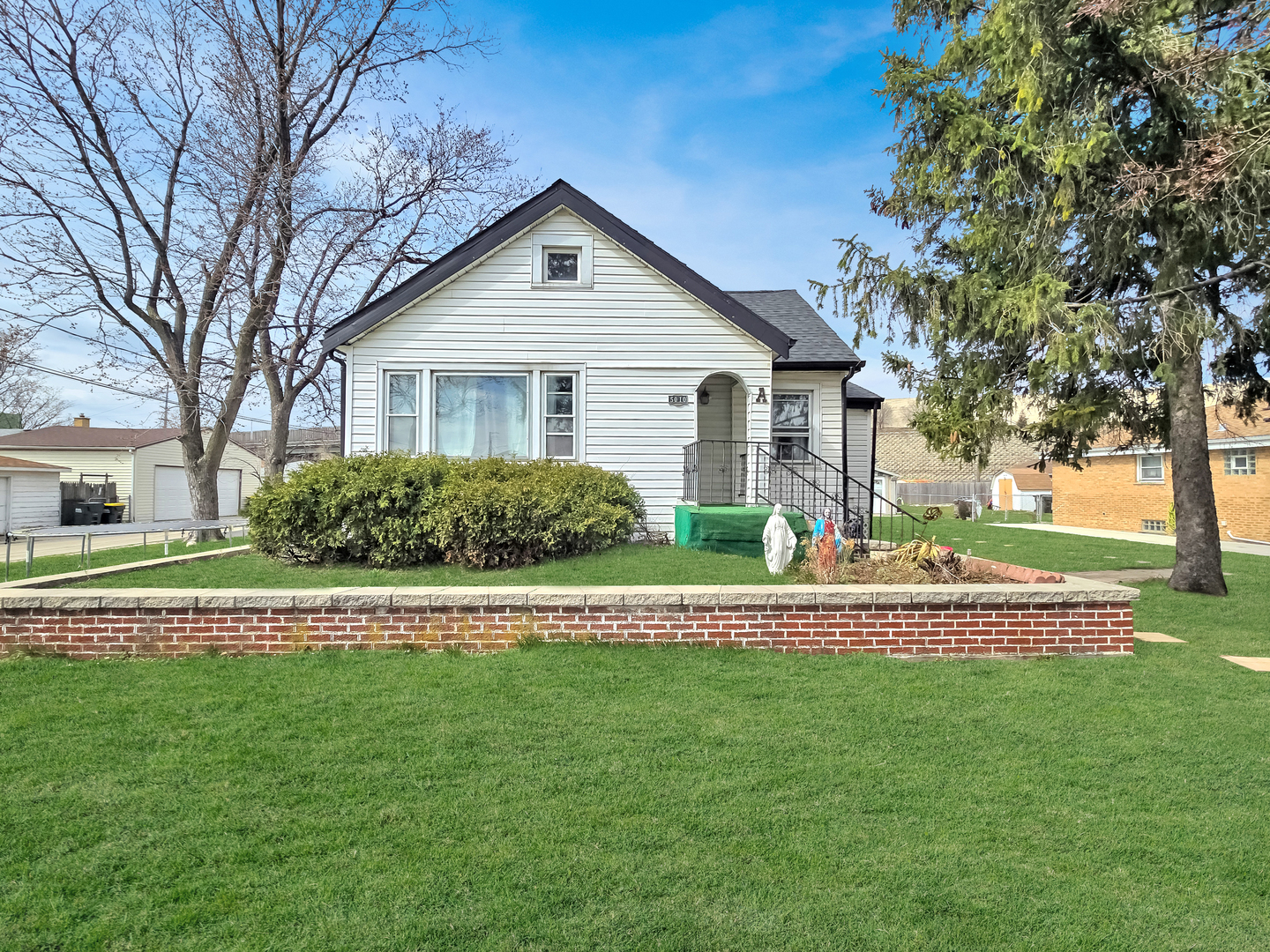 5010 Harold Avenue Property Photo 2