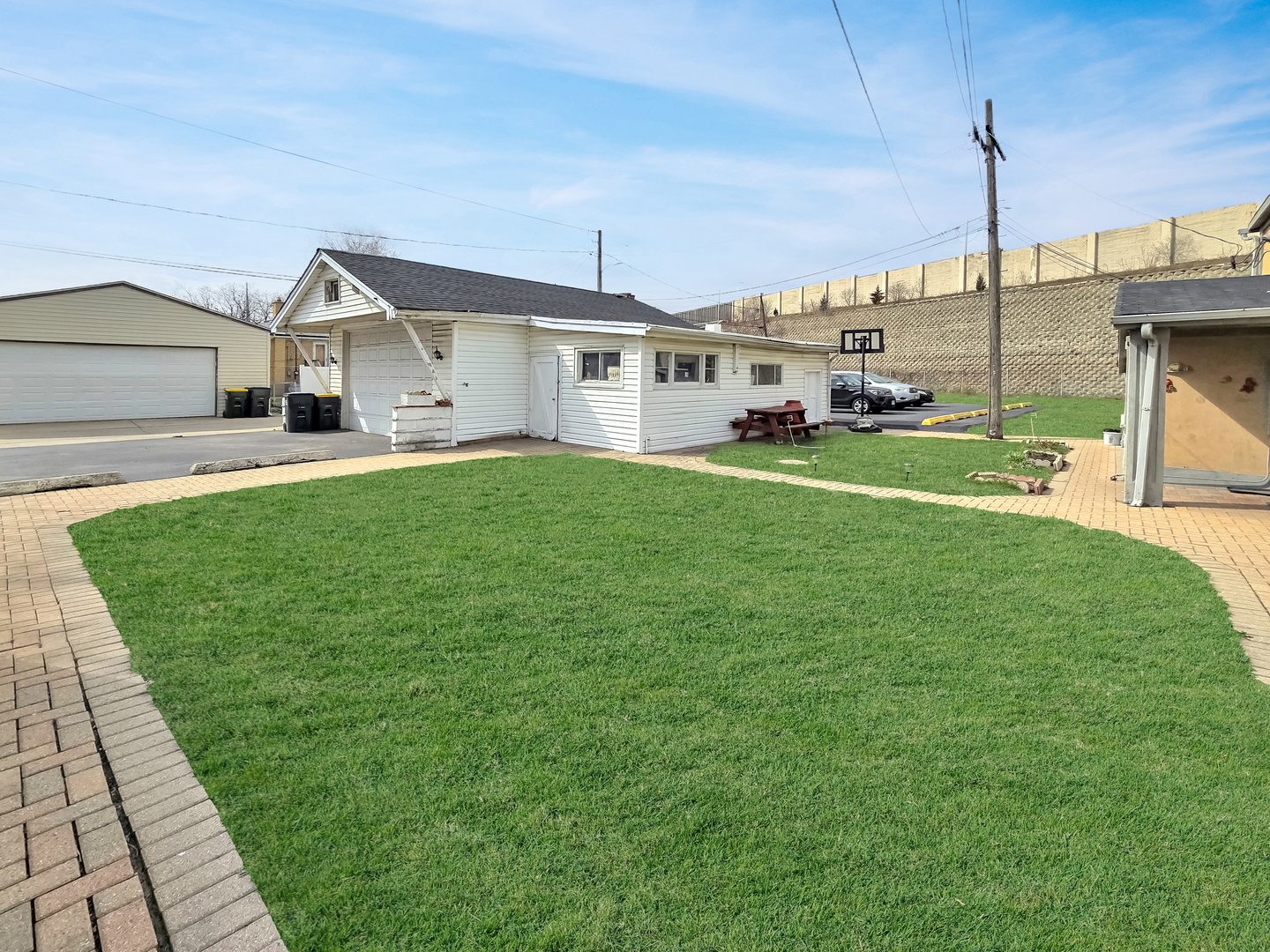 5010 Harold Avenue Property Photo 32