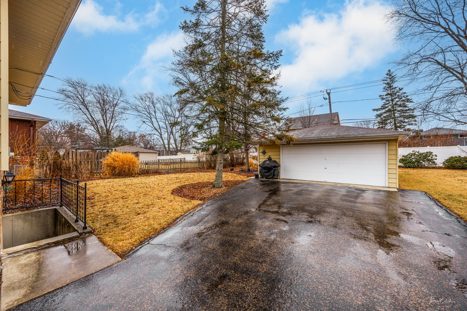 327 Otis Avenue Property Photo 6