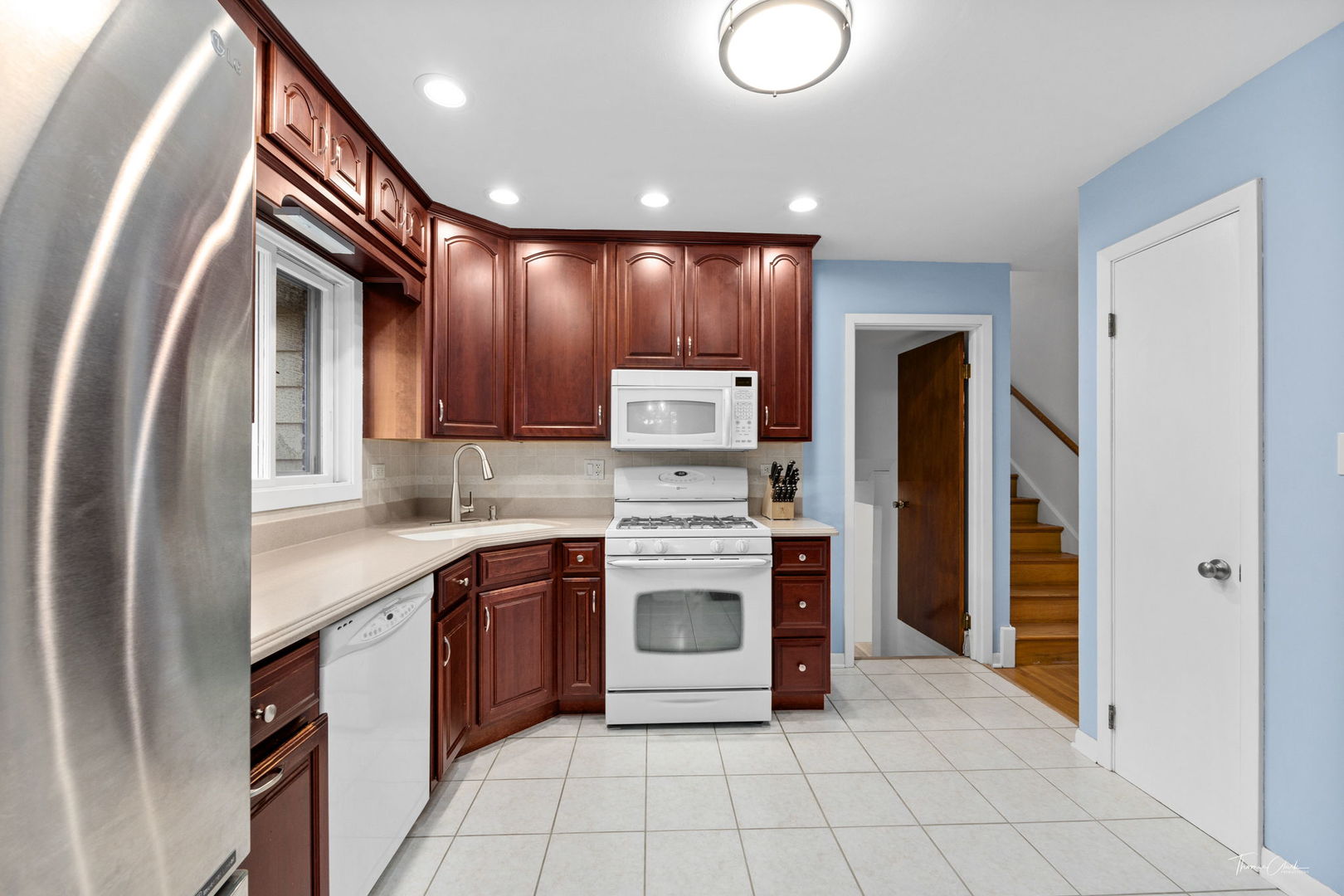 327 Otis Avenue Property Photo 13